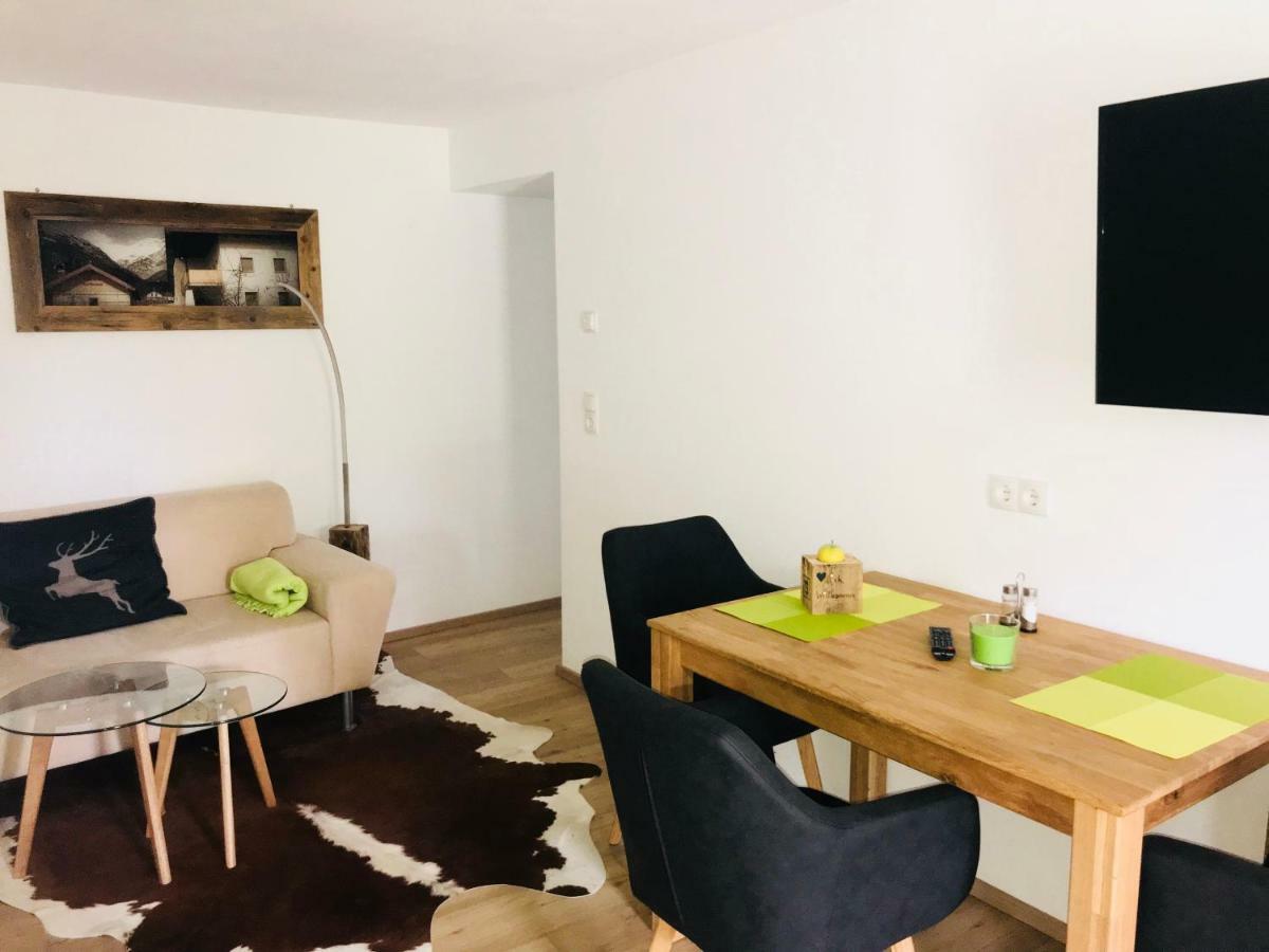 Schusterbrand Appartements 아브잠 외부 사진